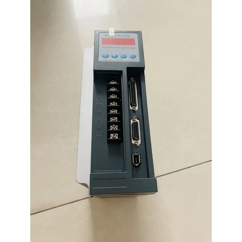 Hot Sale NEWKer 3 Phase Cnc Dr - огляд і ціна Servo Motor Cnc